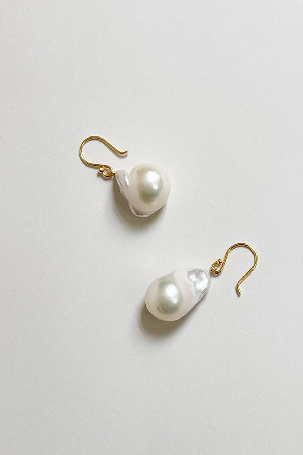 Baroque Pearl Earring