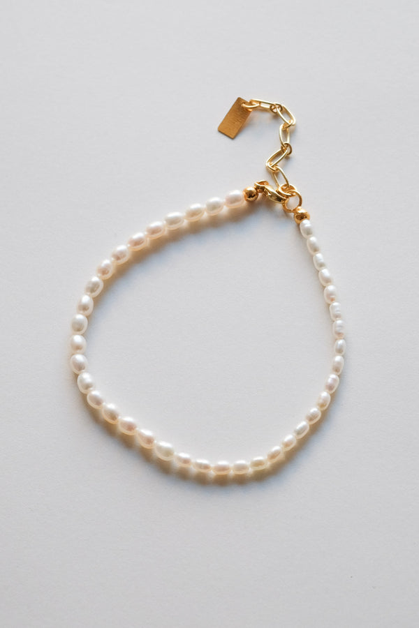 Petite Pearl Bracelet